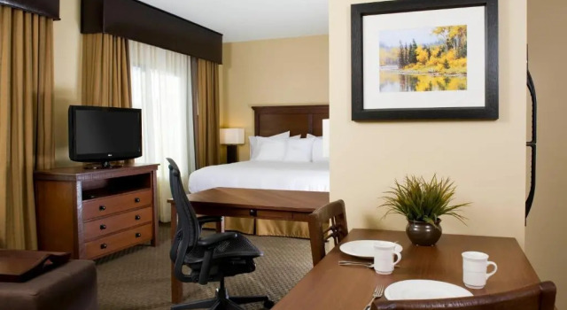 Номер Standard Homewood Suites by Hilton Kalispell