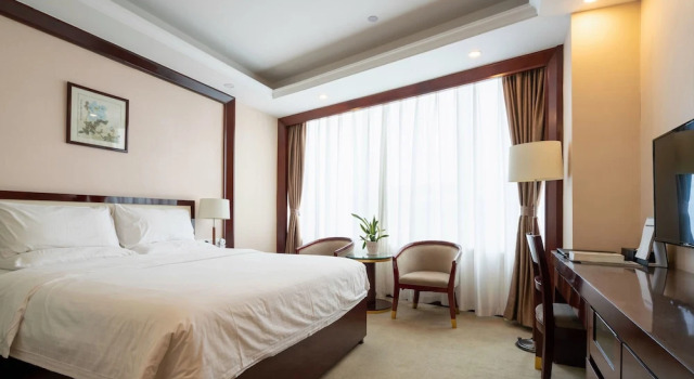 Номер Executive Nanjing Panda Jinling Hotel