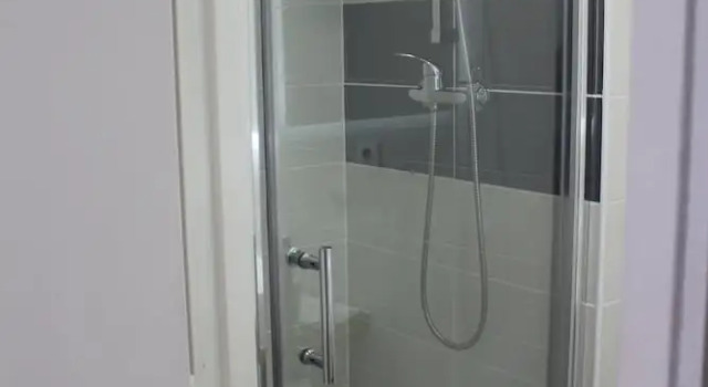 Семейный номер Standard Brit Hotel Confort Manosque Cadarache