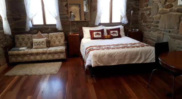 1860 Wine Country Cottages, Book Feriehus  