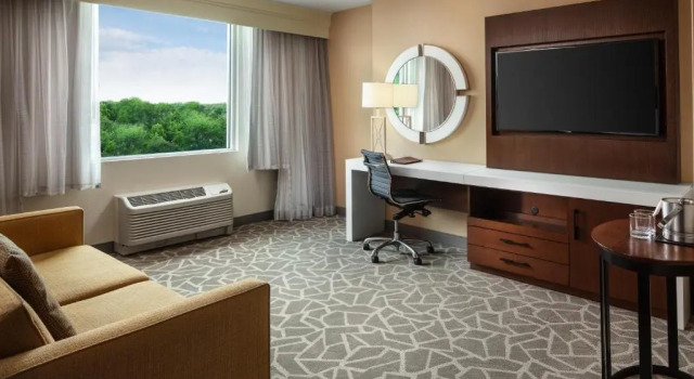 Двухместный полулюкс DoubleTree by Hilton Hotel Annapolis