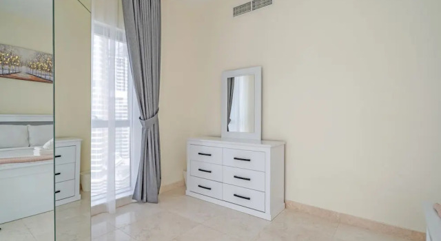 Апартаменты с 2 комнатами с балконом Spacious 2bedroom in the Heart of Business Bay