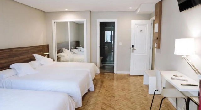Трёхместный номер Standard Hotel Mogay