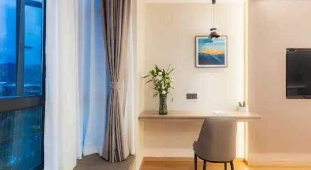 Трёхместный люкс Shangge Boya Hotel