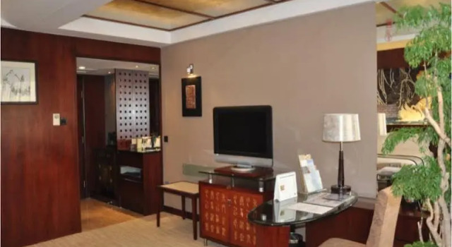 Leju Apartments Shenzhen Guomao Mix City branch, Rezerwuj Apartament Hotele w Shenzhen z parkingiem, Parking