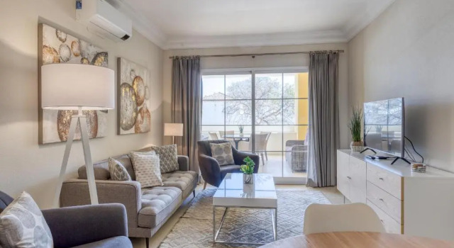 Magnificent Bright Apartment PA 1-5, Забронировать Апартаменты/квартира Отели Эстепона с парковкой, рядом с Палеонтологический музей, Парковка