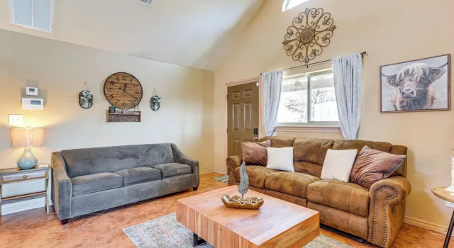 1/2 Mi to Lake Lawtonka: Mtn-view Haven!, Prenota Casa vacanze Medicine Park 