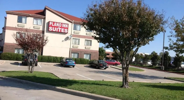 Plano Inn & Suites