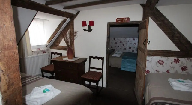 Четырёхместный номер Standard Star Inn Hotel