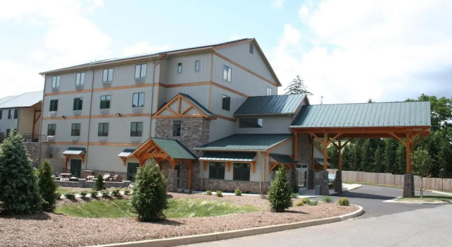Hotel Floyd, Buchen Sie Hotel Floyd Virginia