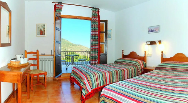 Hotel los Bérchules, Reserva ahora Hotel Hoteles en Alcútar con piscina, Piscina