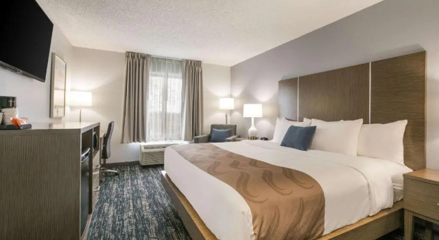 Standard Zimmer Quality Inn