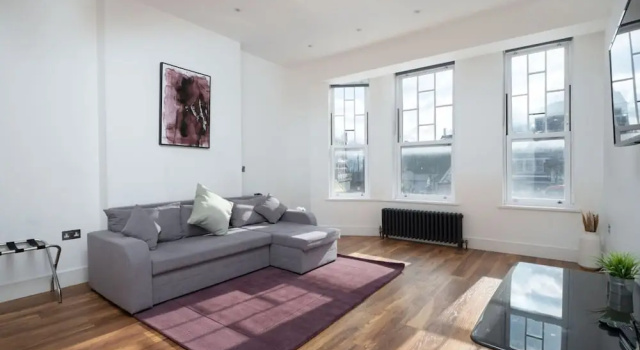 Stunning London Home - Newly Furnished Mhb352, Varaa Huoneisto Asunnot kohteessa Merseyside, Huoneisto