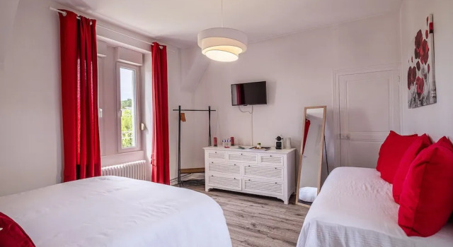Четырёхместный семейный номер Standard Manoir des Bertinières