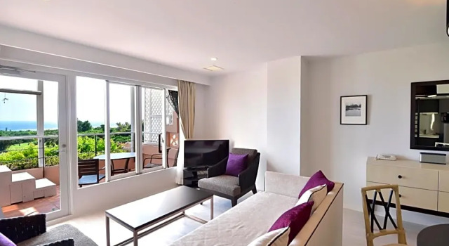Run of House Shigira Bayside Suite Allamanda
