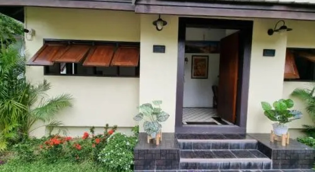 246 Chiang mai Garden Villa, Забронировать Вилла Отели Сансай с парковкой, Парковка