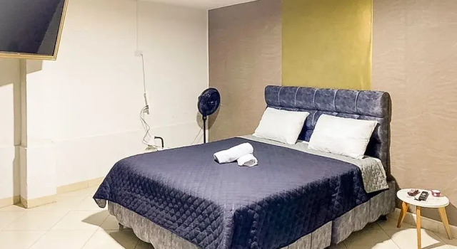 Laureles Co-Living Casa 5 habitaciones, Забронировать Гостевой дом Гостевые дома Медельин, рядом с San Antonio's Square, Гостевой дом