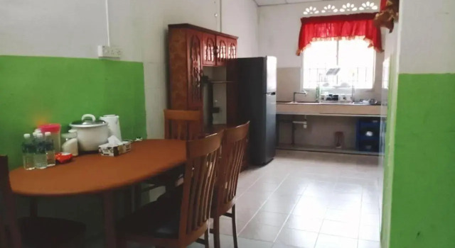 Homestay Ummi Razzin, Prenota Hotel Kuala Kangsar Perak