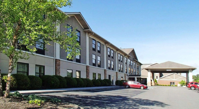 Quality Inn & Suites Boone - University Area, Buchen Sie Hotel Boone Appalachian Mountains