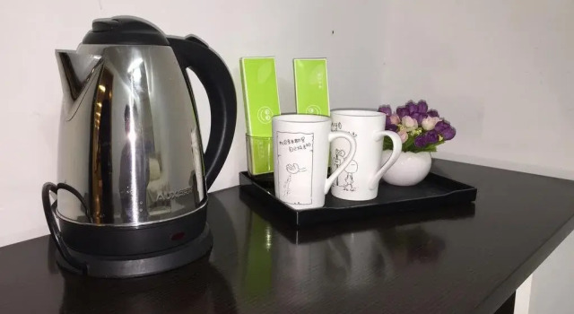 Yangzhou Young Traveller Hostel Jinghua City Living Mall, Rezerwuj Hostel Yangzhou Jiangsu