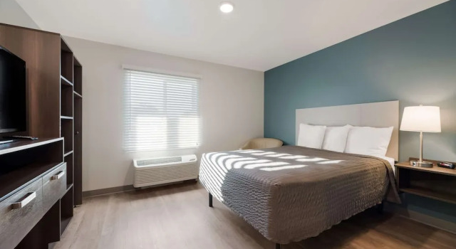 Двухместный номер Standard WoodSpring Suites Phoenix-Deer Valley
