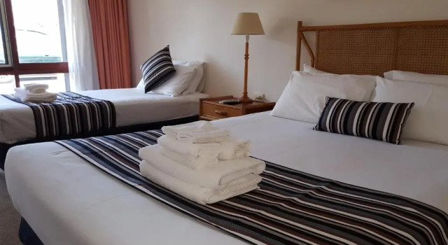 Трёхместный номер Standard Hibiscus Lakeside Motel
