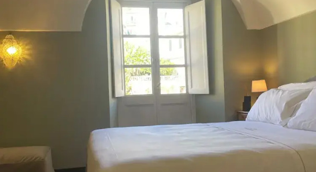 Четырёхместный семейный номер Standard с видом на город Boutique Hotel Palazzo Ricardi Imperia con Spa, piscina e parcheggio