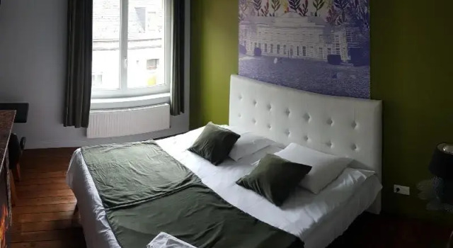 Люкс Standard Logis - Hostellerie & Restaurant du Marché