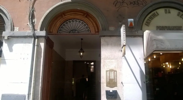 2 Be Home Colosseo, Забронировать Отель Отели Рима 3 звезды, рядом с Станция метро Manzoni, 3*