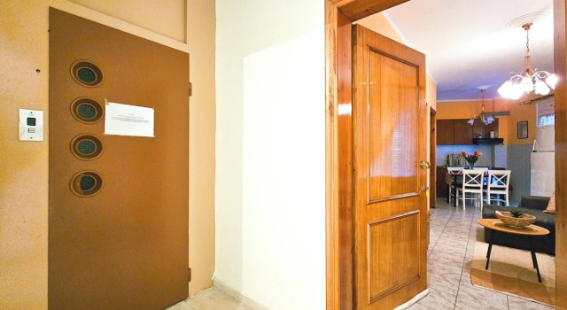 Apartman Family luxury PRIVATE PARKING, Book Apartment Paralia 