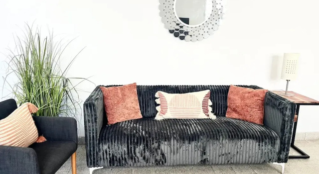 3BR 2BA Balconies Hip Lo za Beach Caf s