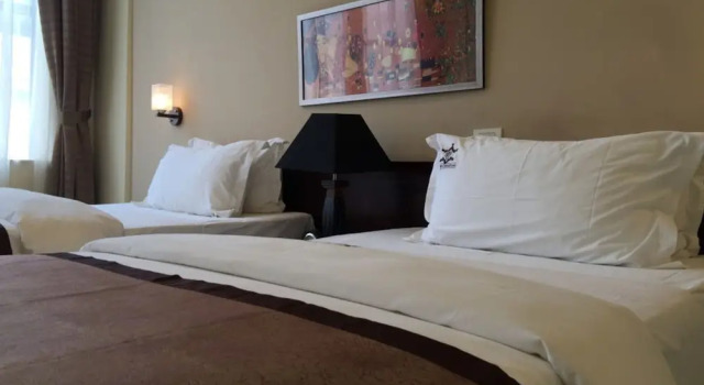 Двухместный номер Deluxe c 1 комнатой Royal Grand Hotel