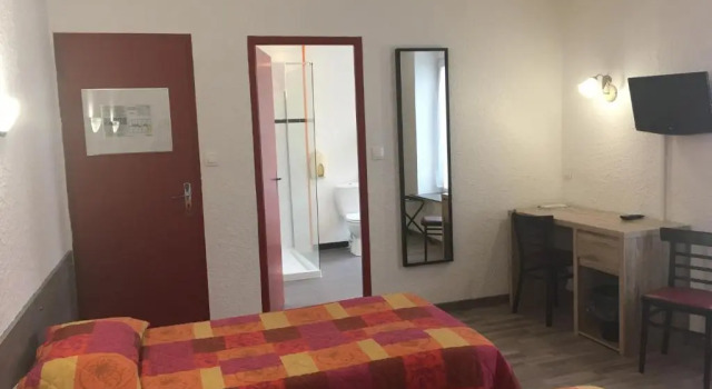 Трёхместный номер Standard CitHotel du Tigre