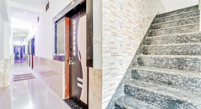 SPOT ON 63429 Bhawani Palace, Забронировать Отель Отели штата Раджастхана с парковкой, Парковка