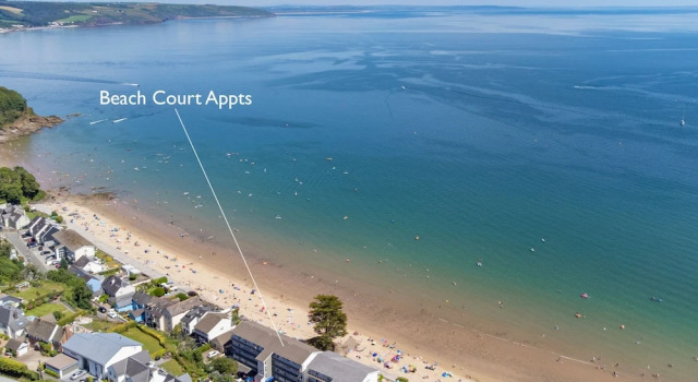 Апартаменты 33 Beach Court - Direct Beach Access Sea Views