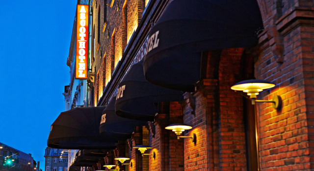 Ascot Hotel & Apartments