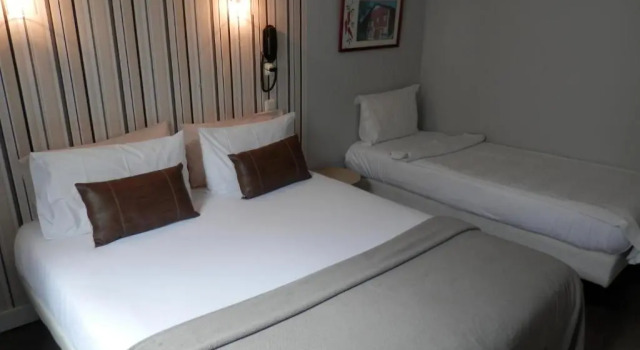 Трёхместный номер Standard Hôtel La Caravelle