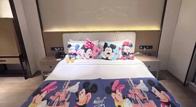 Люкс Ruijing Kairui Select Hotel (Wushang Dream Times & Wuhan University Branch, Wuhan)