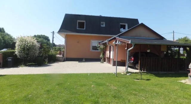 Коттедж c 1 комнатой Herkules apartman