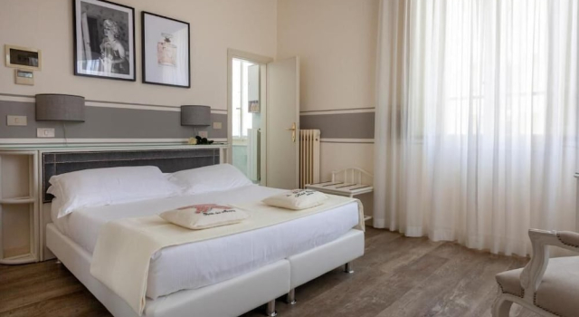 Люкс Hotel Olimpia