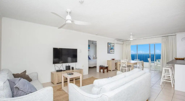 Апартаменты Pacific Plaza Apartments