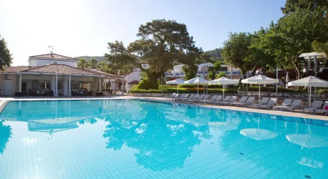 Club Med Kemer, Забронировать Отель Отели Кемер с бассейном, рядом с Пристань для яхт Кемера, Бассейн
