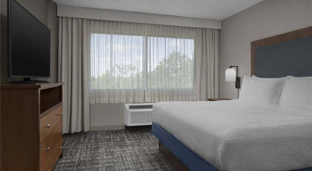 Двухместный люкс c 1 комнатой Homewood Suites by Hilton Gaithersburg/Washington, DC North