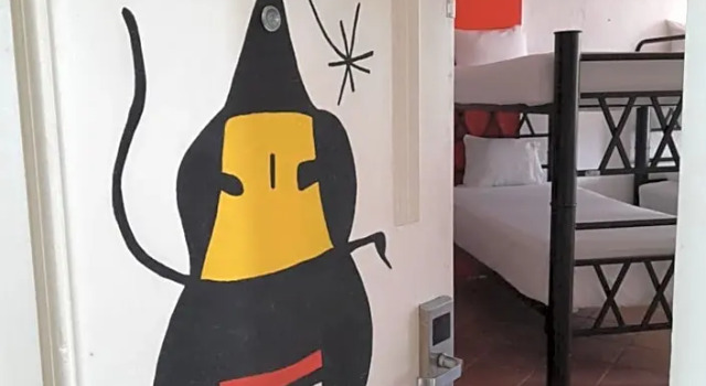Кровать в общем номере (женский номер) Nirvana Hotel - Cancun Hotel Zone