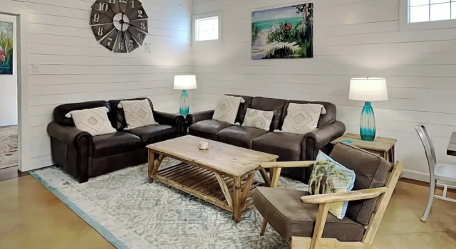 Коттедж Dock Holiday by Silver Sands Vacation Rentals