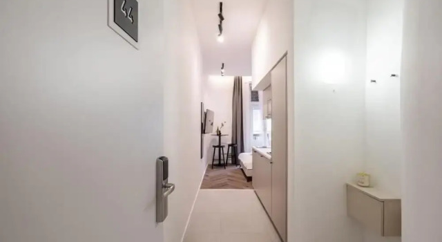 Апартаменты Deluxe с балконом A13- Deluxe Apartments, Best Location, by BQA