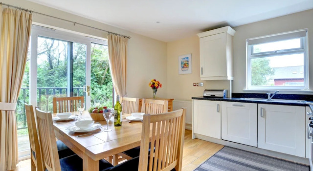 Cosy Holiday Home in Saint Columb With Garden