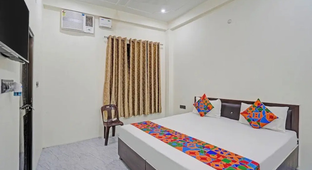 Номер Deluxe Ram Milan Palace ayodhya