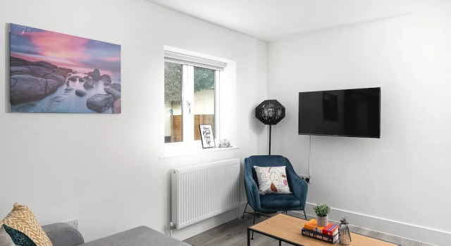 Апартаменты Skyvillion Vineyard Court, Enfield, 2 Bed, With Garden