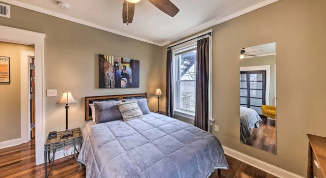 Walkable KC Home Base! Near Sports Events & Fun